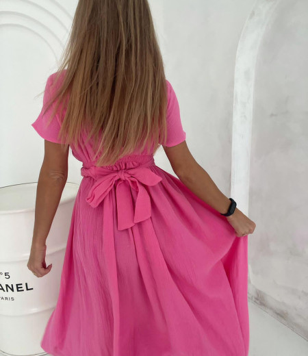 Różowa sukienka muślinowa z przeplatanym paskiem 2